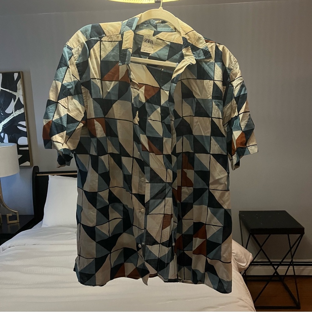 Geometric patterned short sleeve dress shirt - Large